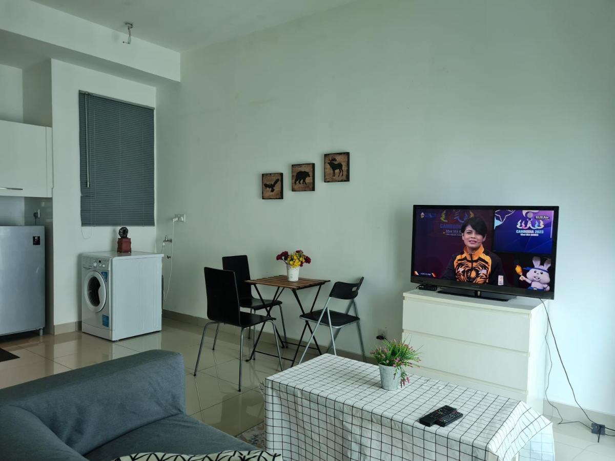Sweet Homes At Cybersquare Apartment